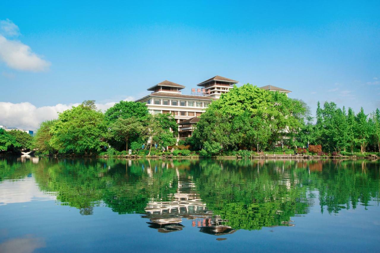 Guilin Ronghu Hotel Екстер'єр фото